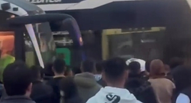 Urfa'da genç kıza otobüs çarptı! 