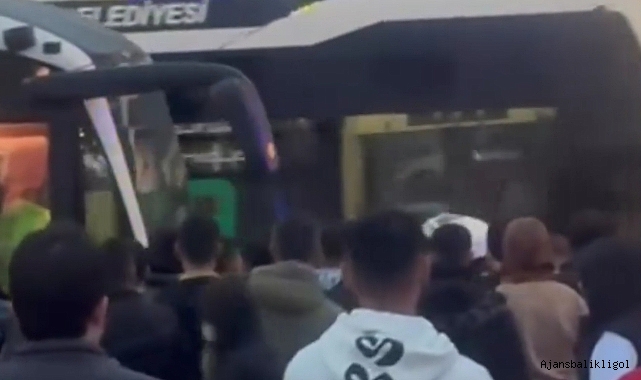 Urfa'da genç kıza otobüs çarptı!