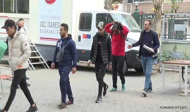 Urfa dahil 27 ilde operasyon! 2.155 düzensiz göçmen yakalandı