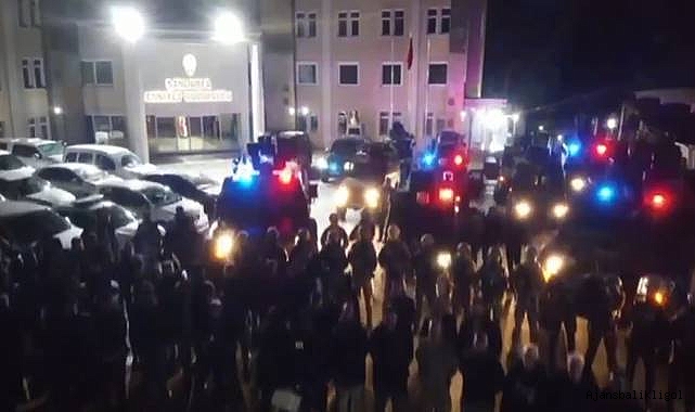 Urfa ve Adana’da 37 göçmen kaçakçılığı organizatörü yakalandı