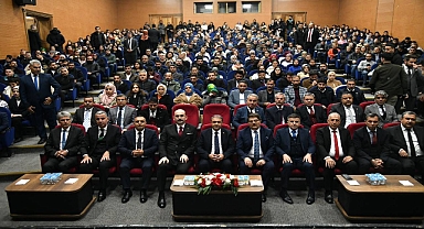 Vali Şıldak, eğitim değerlendirme toplantısı için Viranşehir’de