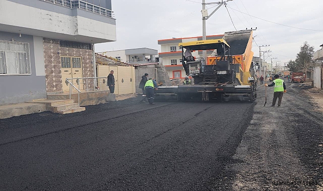 Viranşehir’de asfalt çalışmaları devam ediyor