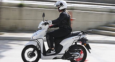 B sınıfı ehliyetliler 125 cc'ye kadar olan motosikletleri kullanabilecek