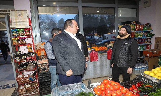 Başkan Ekinci esnaf ve vatandaşları ziyaret etti