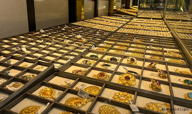 Haftanın son gününde altın fiyatları kaç TL oldu?