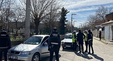 Hilvan’da ‘Narko Alan’ uygulaması! 365 şahıs sorgulandı