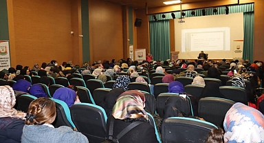 Şanlıurfa’da ‘’Aile’’ konulu konferans düzenlendi