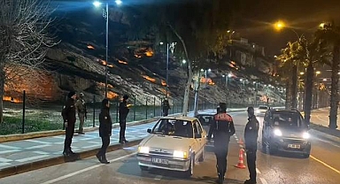 Şanlıurfa’da aranan 13 şahıs yakalandı