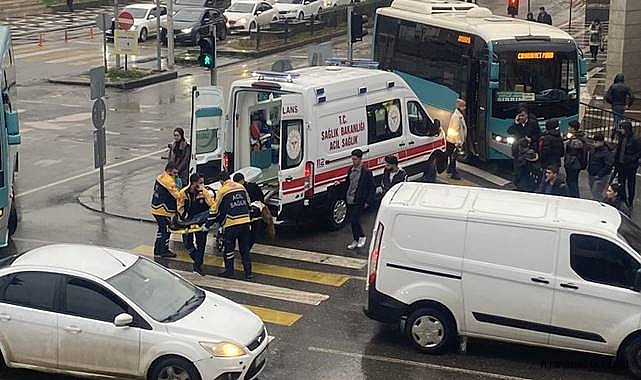 Şanlıurfa’da yolun karşısına geçmek isteyen kadına otobüs çarptı