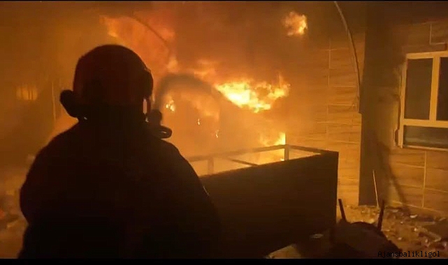 Urfa'da gece yarısı korkutan yangın