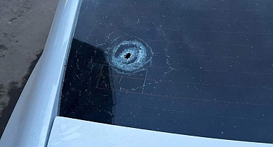 Viranşehir'de maganda kurşunu bir araca isabet etti 