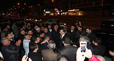 Yüzlerce vatandaş, Başkan Canpolat’ın Seçim Bürosunda buluştu