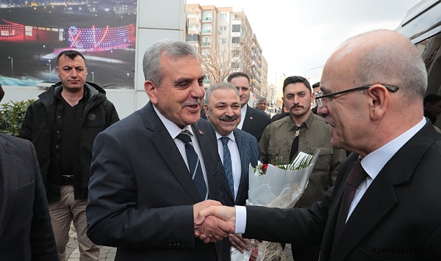 Bakan Şimşek'ten Başkan Beyazgül'e ziyaret