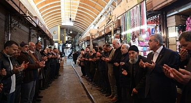 Başkan Beyazgül, esnaf duasına katıldı 