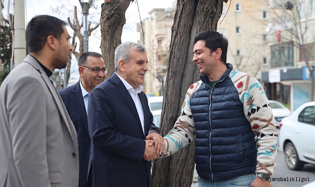 Başkan Beyazgül esnaf ve vatandaşların dua ve desteğini alıyor