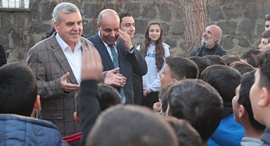 Başkan Beyazgül: Severek ilçesine yeni bir kütüphane ve gençlik merkezi kuracağız 