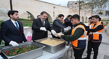 Başkan Canpolat, gençlerle iftarda buluştu 