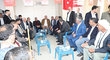 Başkan Ekinci’den siyasi partilere ziyaret 