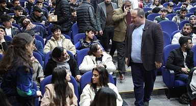 Başkan Ekinci Kültür Merkezinde güçleri dinledi