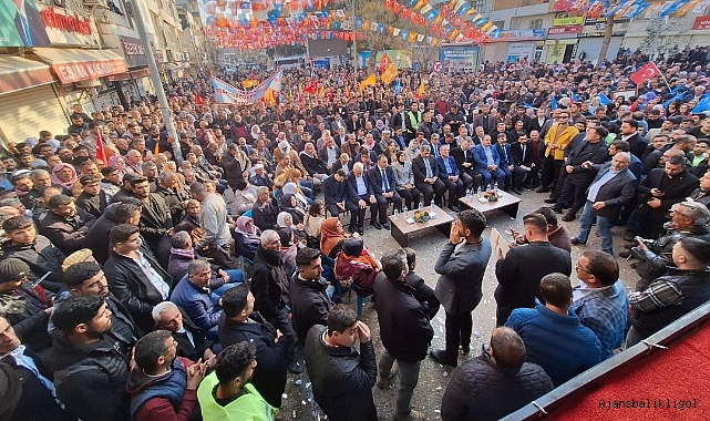 Başkan Ekinci'nin seçim bürosu açılışı mitinge dönüştü