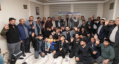 Başkan Kuş, gecenin geç saatlerine kadar vatandaşlarla buluşmaya devam ediyor