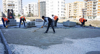 Doğukent’te yeni yollar kilitli parkeyle döşeniyor