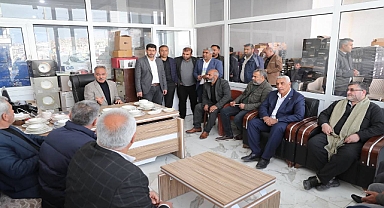 Eyyübiye esnafı Mehmet Kuş’un yanında