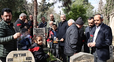 Gazelhan Tenekeci Mahmut mezarı başında anıldı 