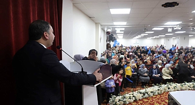 Karaköprü'de kadınlardan Başkan Baydilli'ye tam destek