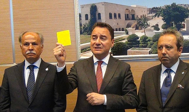 Şanlıurfa’da konuşan Babacan, iktidara sarı kart gösterdi!