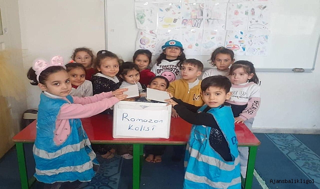 Şanlıurfa’da minikler ihtiyaç sahiplerine Ramazan kolisi hazırladı