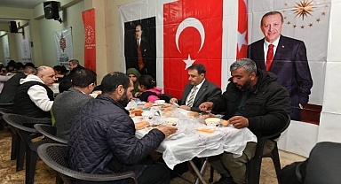 Vali Şıldak, hayırseverlerin iftar programına katıldı
