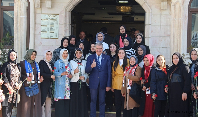 Vefat Doğar 8 Mart Kadınlar Günü’nde kadınların yanında