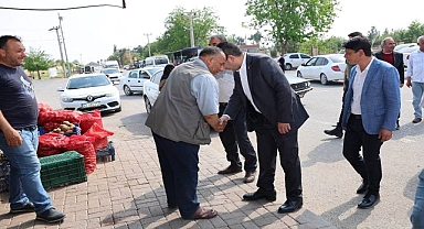 Başkan Özyavuz, çarşı esnafını ziyaret etti