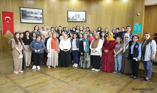 Eş Başkan Bedriye Yorgun, kadın çalışanlarla bir araya geldi