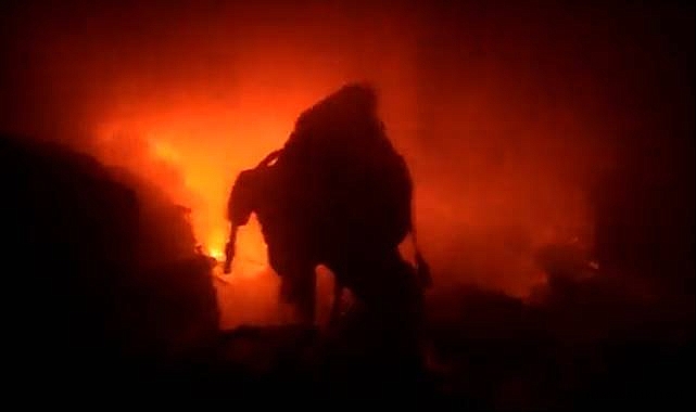 Hilvan’da korkutan yangın! 1’i ağır 3 yaralı 