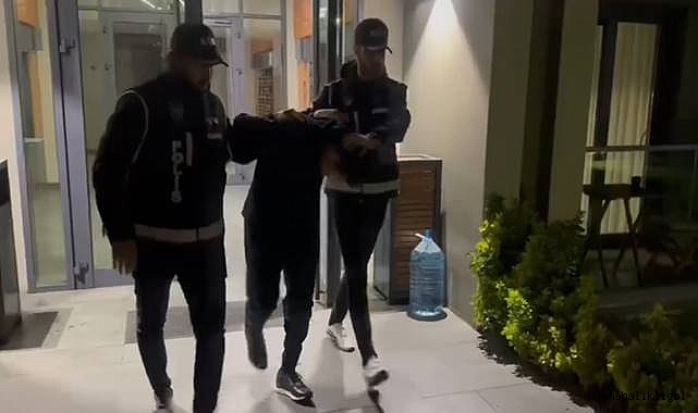 Kırmızı ve Sarı bültenle aranan yabancı uyruklu şahıs yakalandı! 