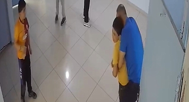 Okul müdürü,Heimlich manevrası ile öğrencisinin hayatını kurtardı