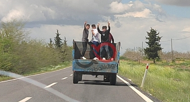 Şanlıurfa - Diyarbakır yolunda tehlikeli yolculuk