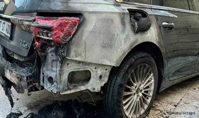 Urfa’da Belediye meclis üyesine ait araç kundaklandı! 