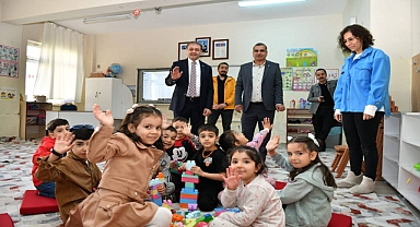 Vali Şıldak haftaya okul ziyareti ile başladı