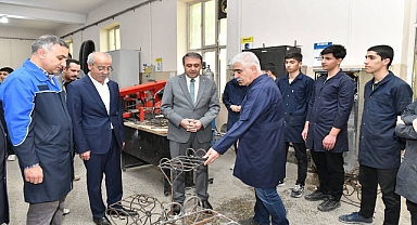Vali Şıldak, Urfa Mesleki ve Teknik Anadolu Lisesi'nde