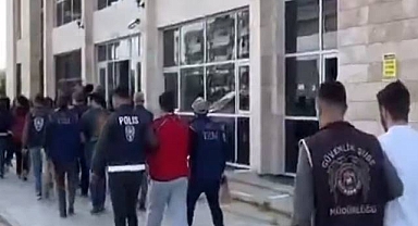 18 ilde FETÖ operasyonu! 8153 şüpheli yakalandı