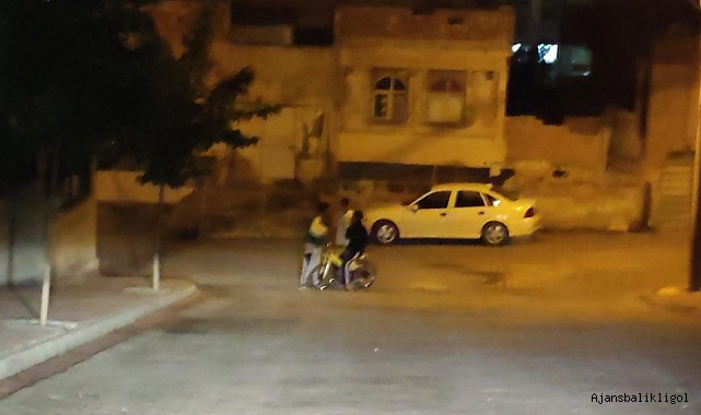 Plakasız motosikletleri ile vatandaşı rahatsız ediyorlar