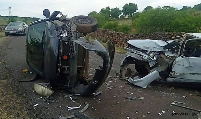 Şanlıurfa’da iki araç çarpıştı! 2 ağır yaralı 