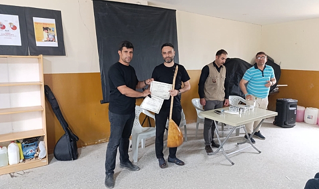 Saz ve sözle bağımlılığın zararları anlatılıyor