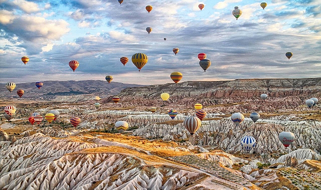 Türkiye sıcak hava balonculuğunda zirvede