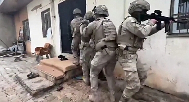 Urfa'da 53 adrese baskın! Çok sayıda uyuşturucu ve silah ele geçirildi 