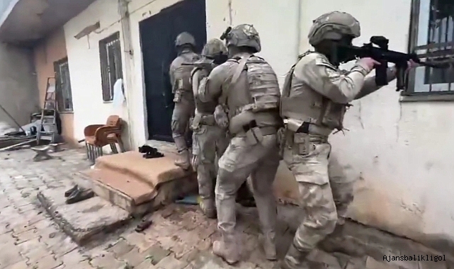 Urfa'da 53 adrese baskın! Çok sayıda uyuşturucu ve silah ele geçirildi