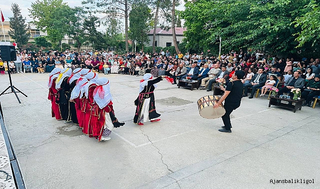 Urfa’da çocuklar Bahar Şenliklerini doyasıya kutladı